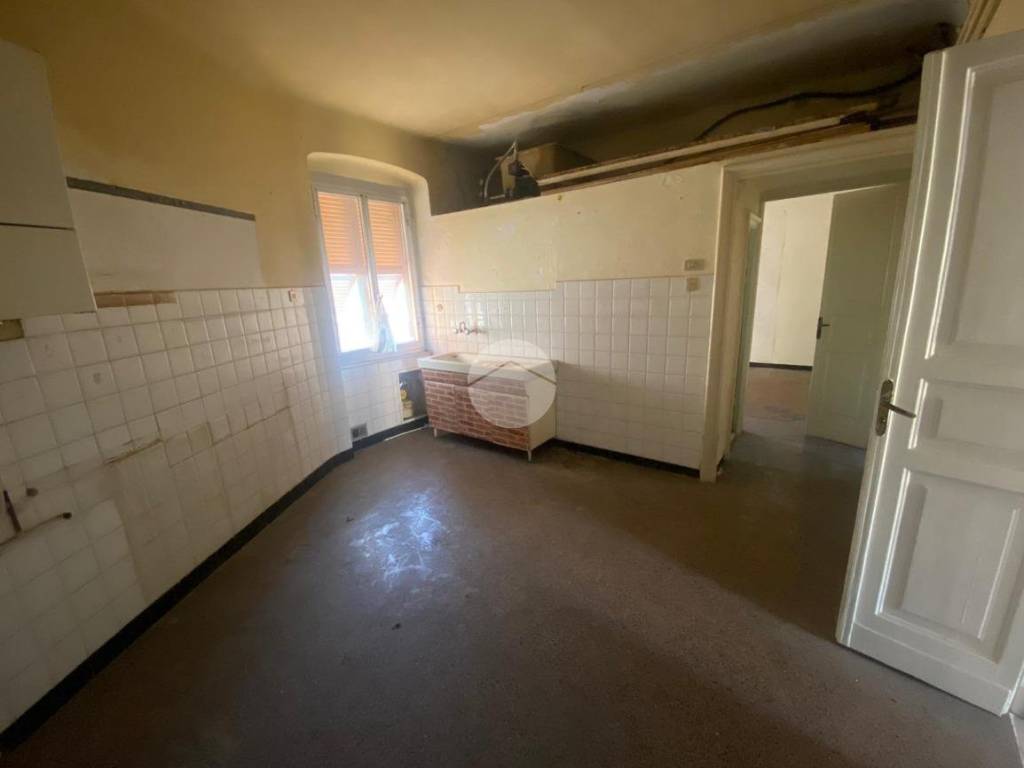 Appartamento a Genova in Via Adelaide Cairoli, 6 - Foto 4