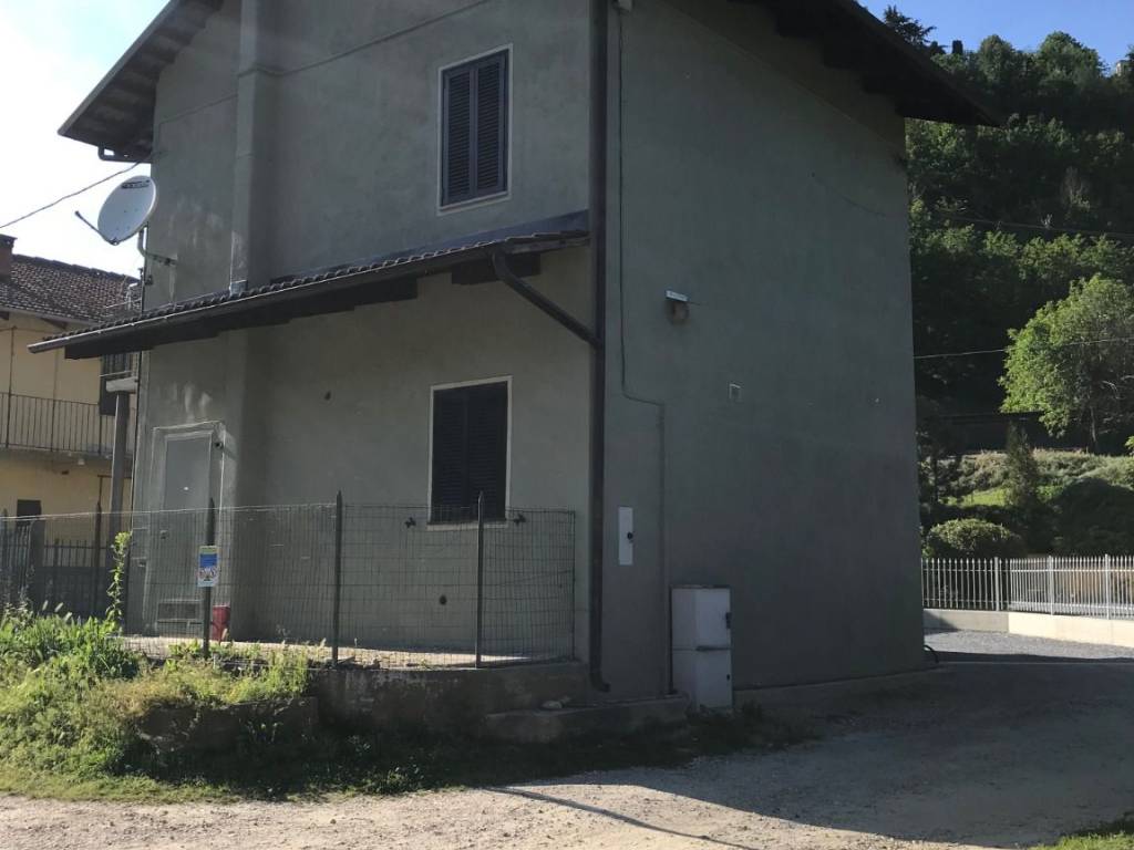 Villa a Vezza d'alba in Strada per Valmaggiore - Foto 3