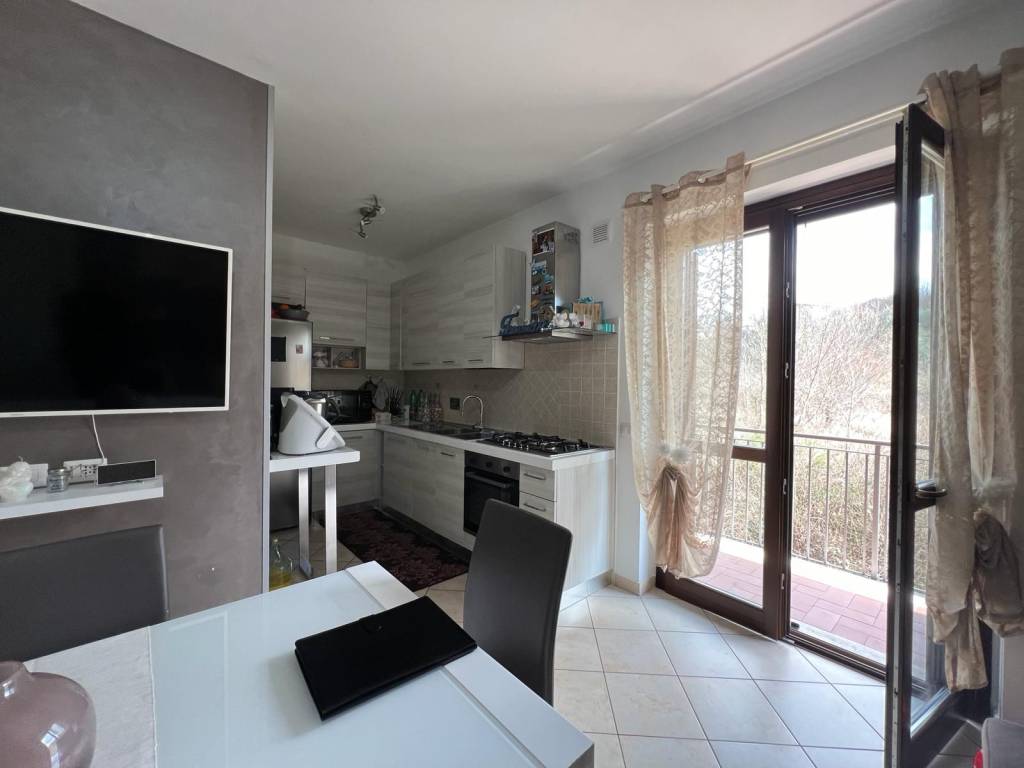 Appartamento a Fiuggi in Via Valle del Riccio, 11 - Foto 4
