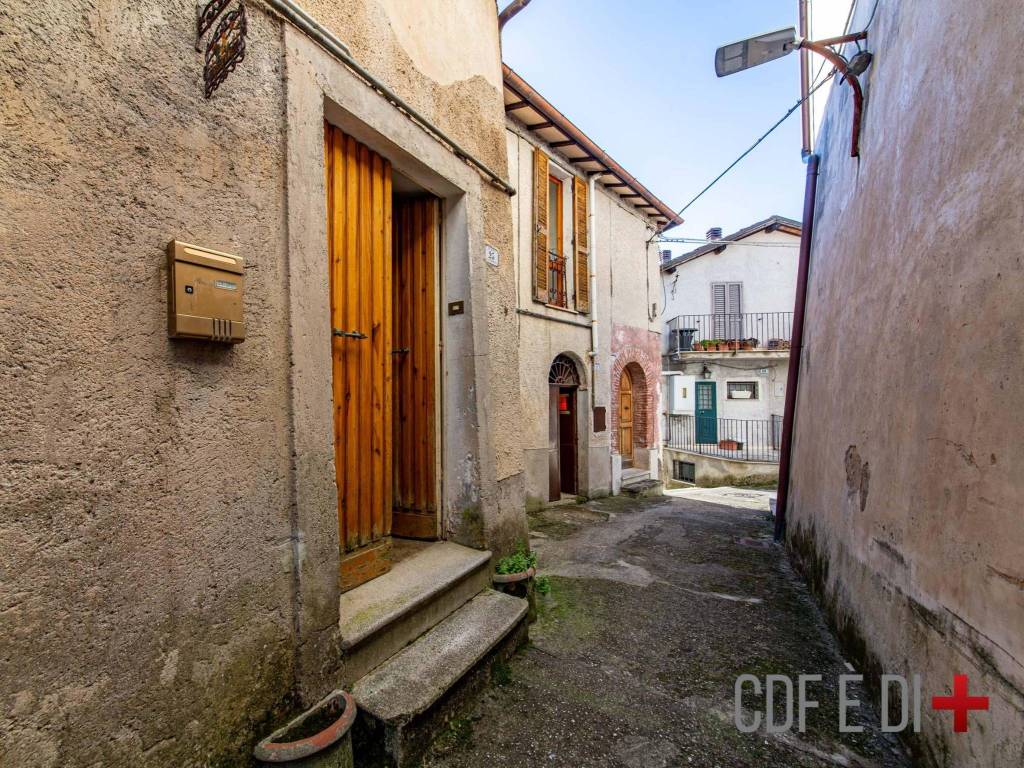 Appartamento a Rieti in Via della Chiesa - Foto 2