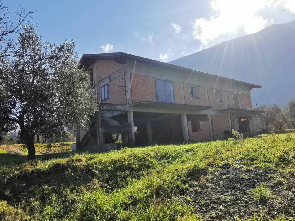 Villa a Sgurgola in Via Fonte del Cerro (Villa Magna) - Foto 3