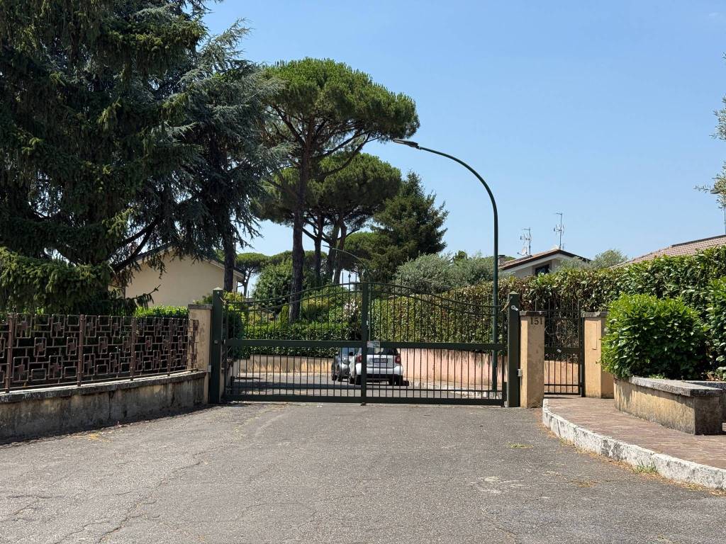 Villa a Grottaferrata in Via 24 Maggio, 94 - Foto 2