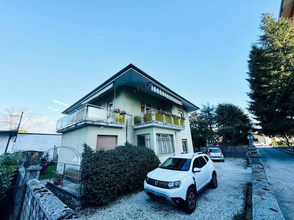 Appartamento a Gorizia in VIA CIPRIANI - Foto 2