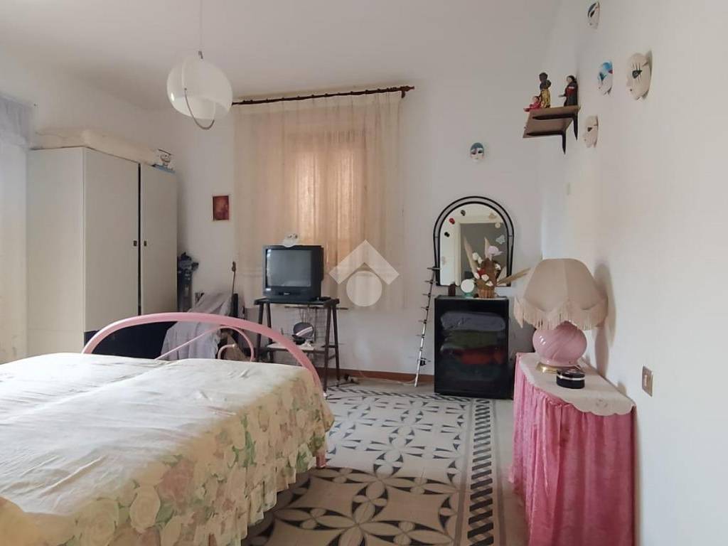 Casa indipendente a Sant'angelo a cupolo in Piazza savoia, 6 - Foto 2