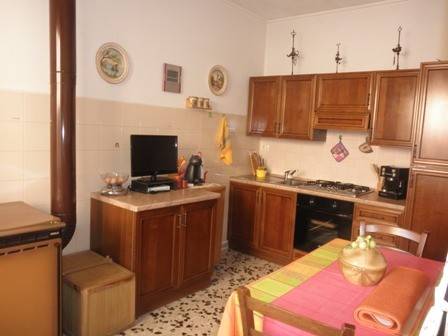 Casa indipendente a Cannara in Piazza Giuseppe Garibaldi - Foto 3