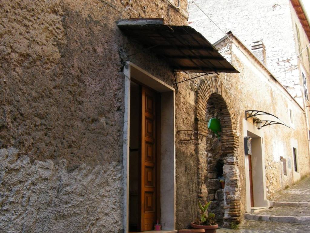 Casa indipendente a Alatri in Via San Silvestro - Foto 3