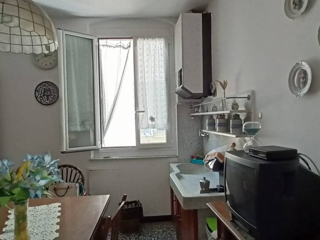 Appartamento a Genova in Via Giovanni Battista Sasso - Foto 3