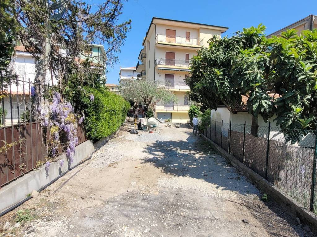Box / garage a Diano marina in Via Villebone, 14 - Foto 5