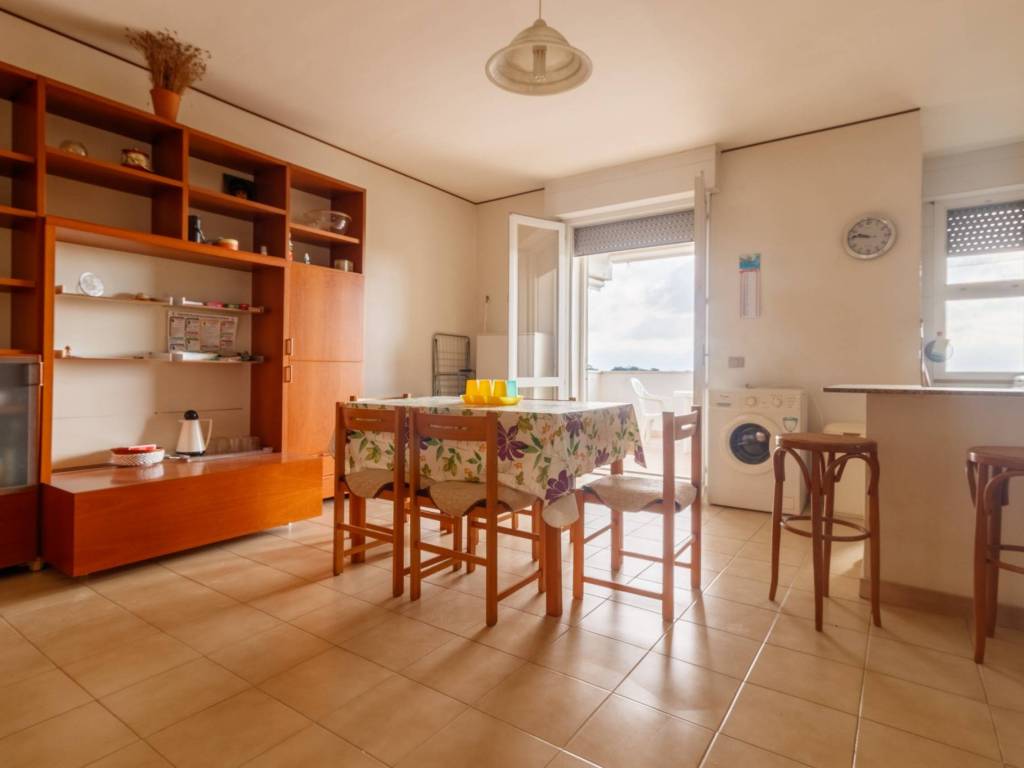 Appartamento a Lesina in Viale Mercurio Traversa 2, 16 - Foto 4