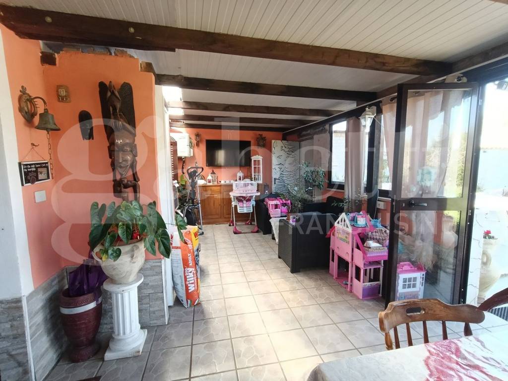 Villa a Aprilia in Via Stromboli, 41 - Foto 2