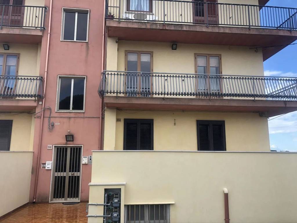 Appartamento a Modica in Via Modica Giarratana, 963 - Foto 2