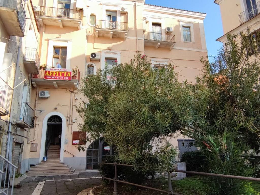 Appartamento a Foggia in Piazza De Carolis - Foto 3