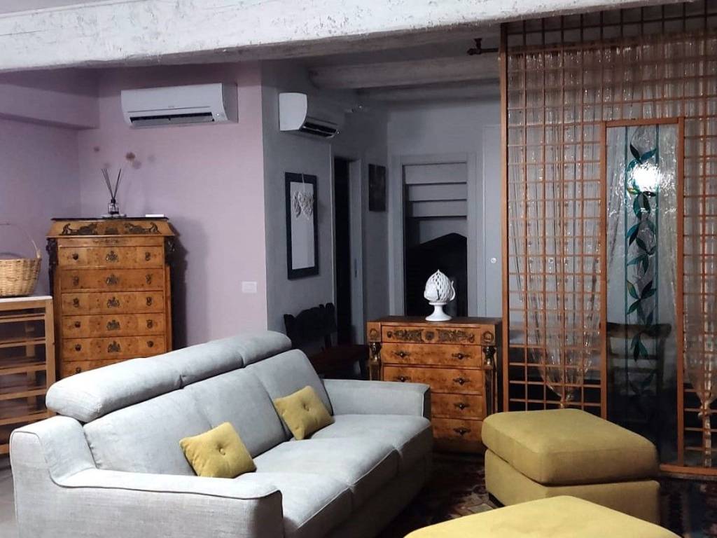 Loft / open space a Rocca imperiale in Via Pietro Giannone, 22 - Foto 3