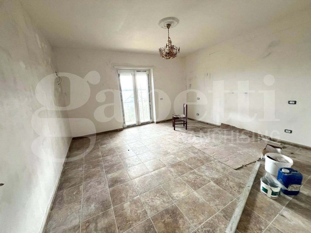 Villa a Isernia in C.da Colle Pagano, sn - Foto 4