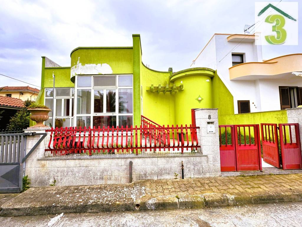 Casa indipendente a Tricase in Via Raffaele Garofalo - Foto 2