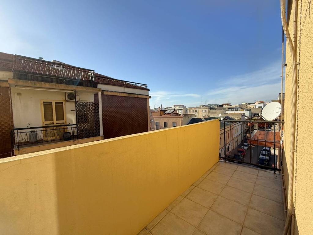 Appartamento a Cagliari in Via Col Del Rosso, 11 - Foto 5