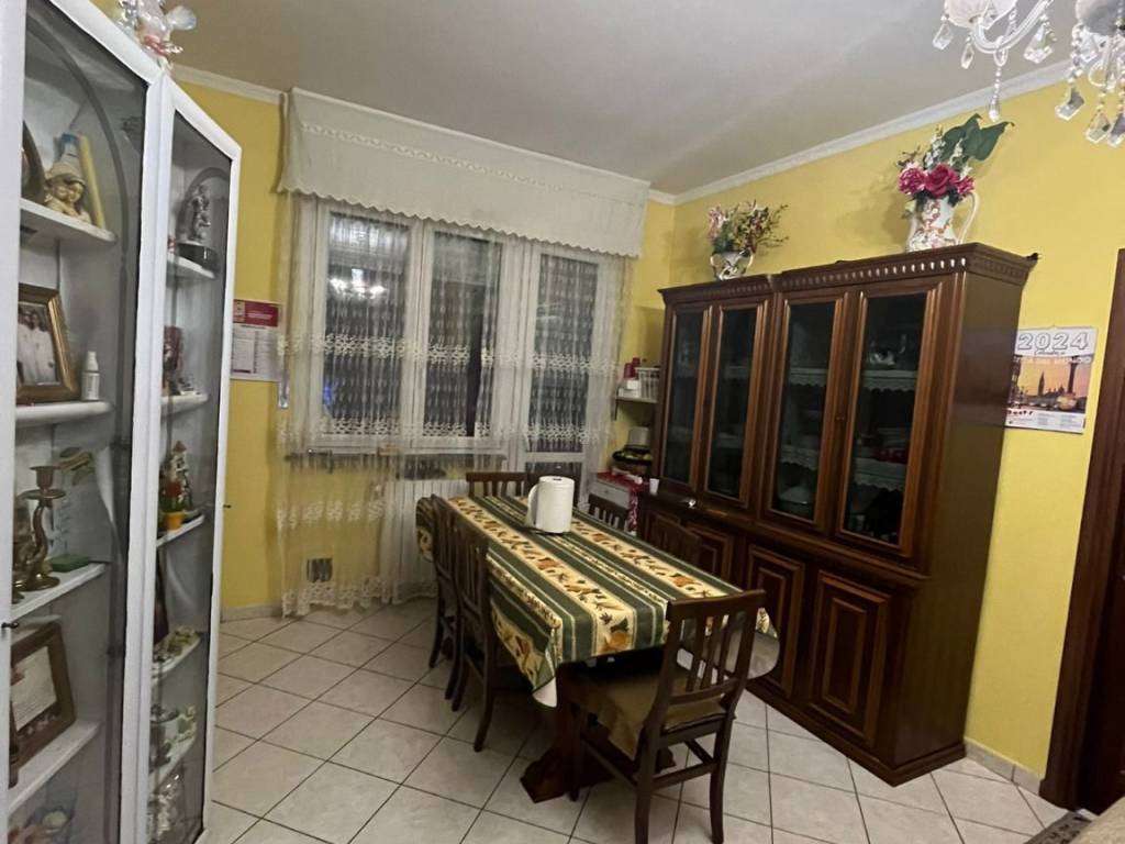 Appartamento a Tortona in Via Rodolfo Morandi - Foto 2
