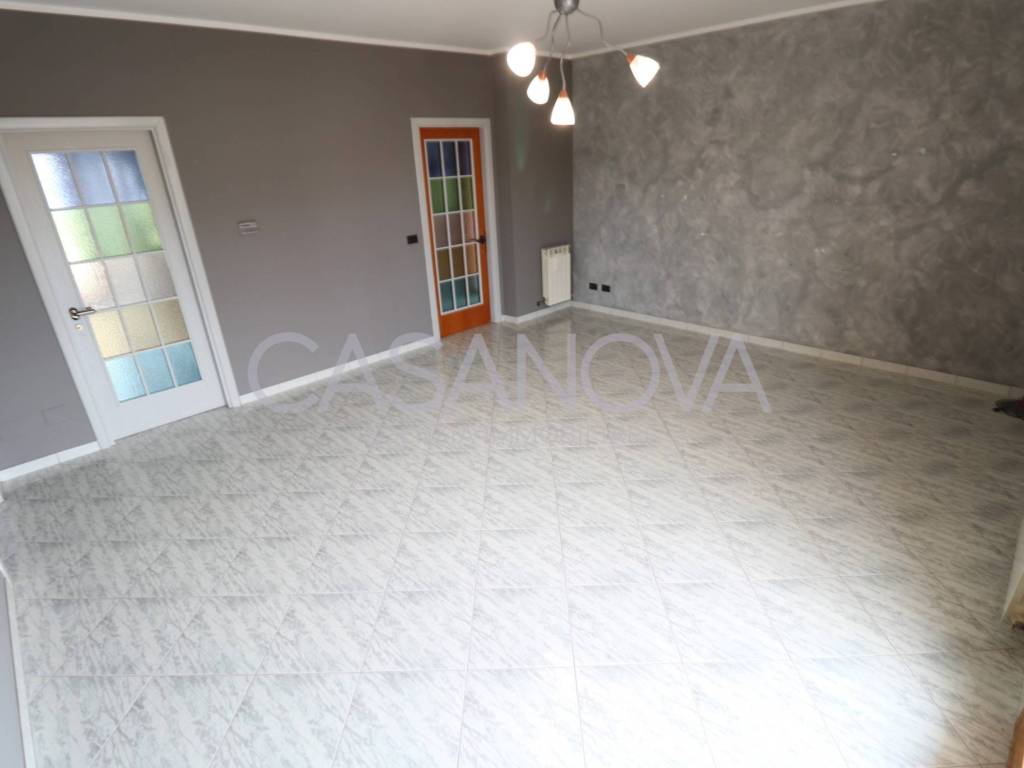 Appartamento a Mosciano sant'angelo in Via Umberto Terracini, 23 - Foto 2