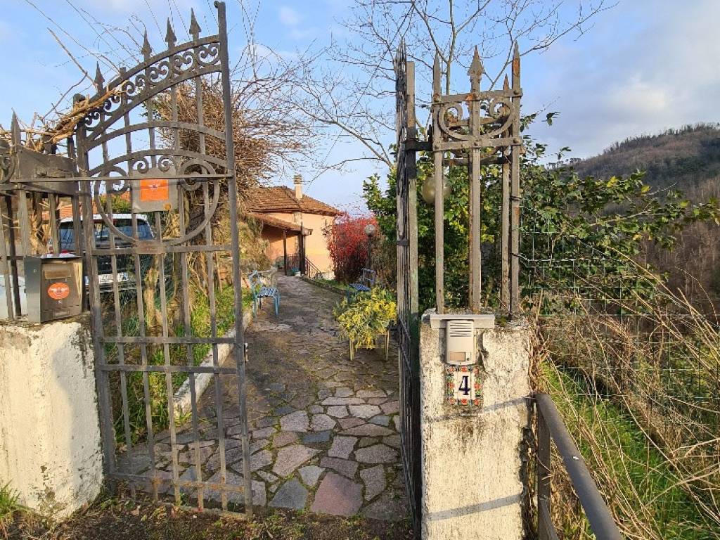 Villa a Follo in Via La Spezia - Foto 3