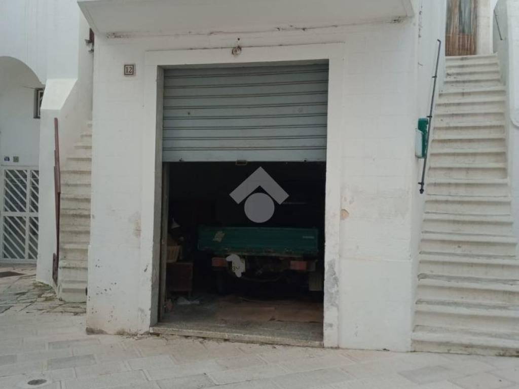 Box / garage a Martina franca in PIAZZETTA CONTE UGOLINO, 1 - Foto 2