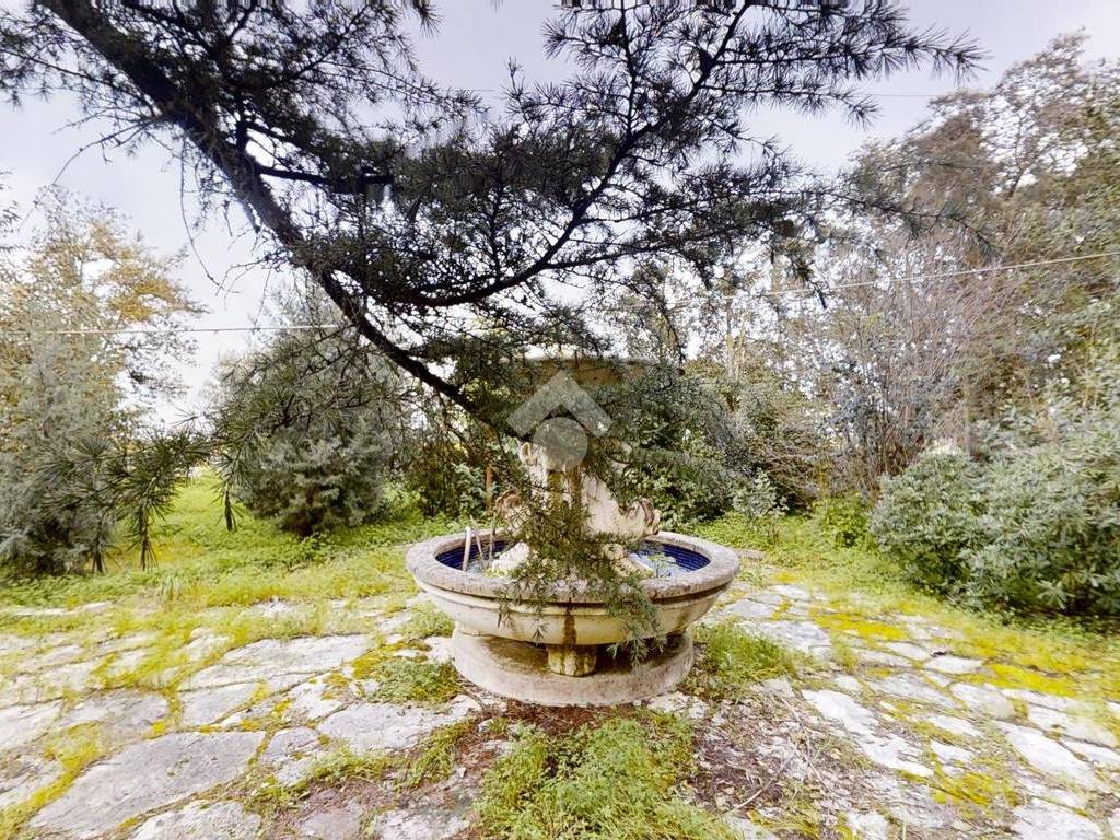 Villa a Brindisi in Strada Statale 16 - Foto 5
