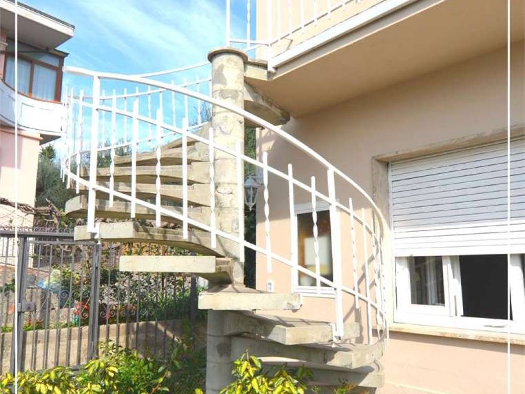 Appartamento a Monsummano terme in Via Marescotti - Foto 3