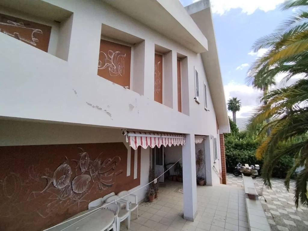 Villa a Comiso in Via Biscari, 34 - Foto 3