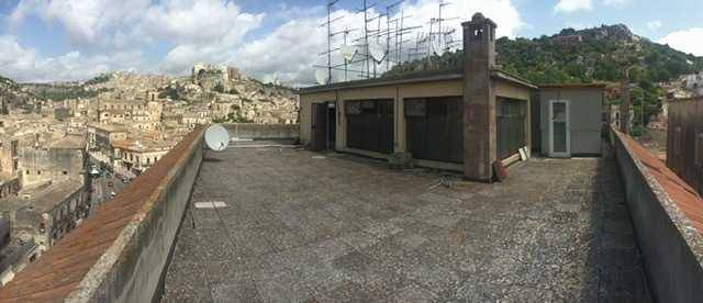 Attico / mansarda a Modica in Corso Umberto I, 40 - Foto 2