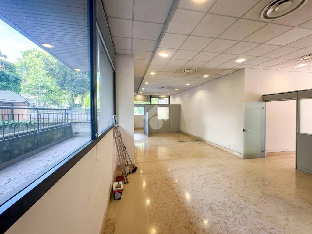 Immobile a Lecco in Corso Giacomo Matteotti, 9 - Foto 5