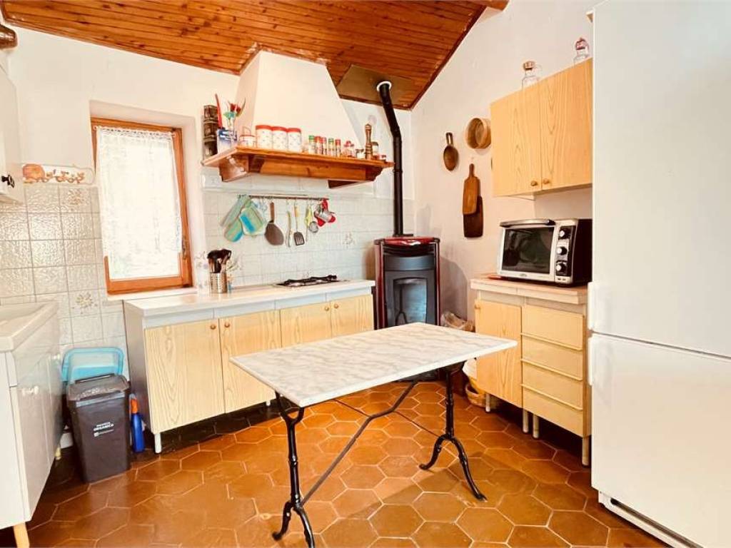 Casa indipendente a Pieve di teco in Via Sant'Antonio, 12 - Foto 4