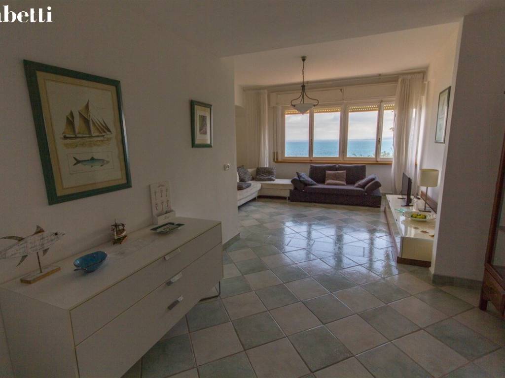 Appartamento a Monte argentario in Via Guelfo Civinini, 1 - Foto 2