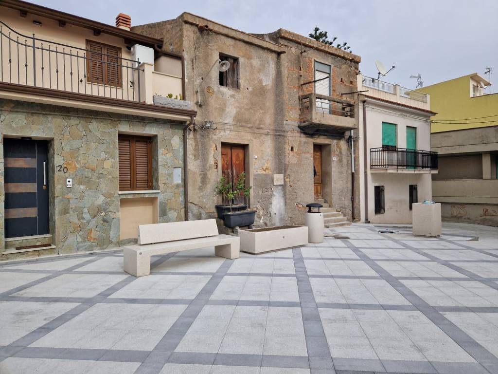 Casa indipendente a Furnari in Via Seconda San Nicolò - Foto 2