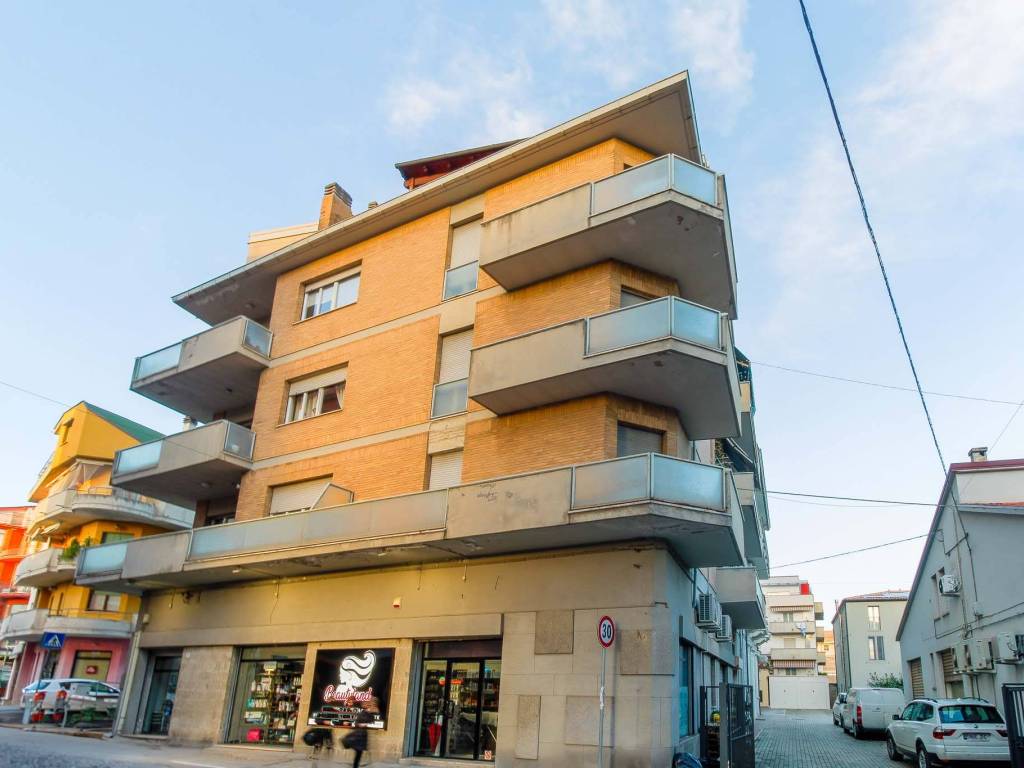 Appartamento a Teramo in Via Fonte Regina, 14 - Foto 2