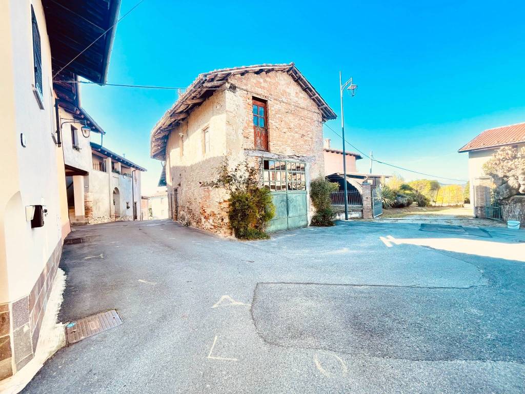 Rustico / casale a Castiglione falletto in Via Vittorio Alfieri, 18 - Foto 4