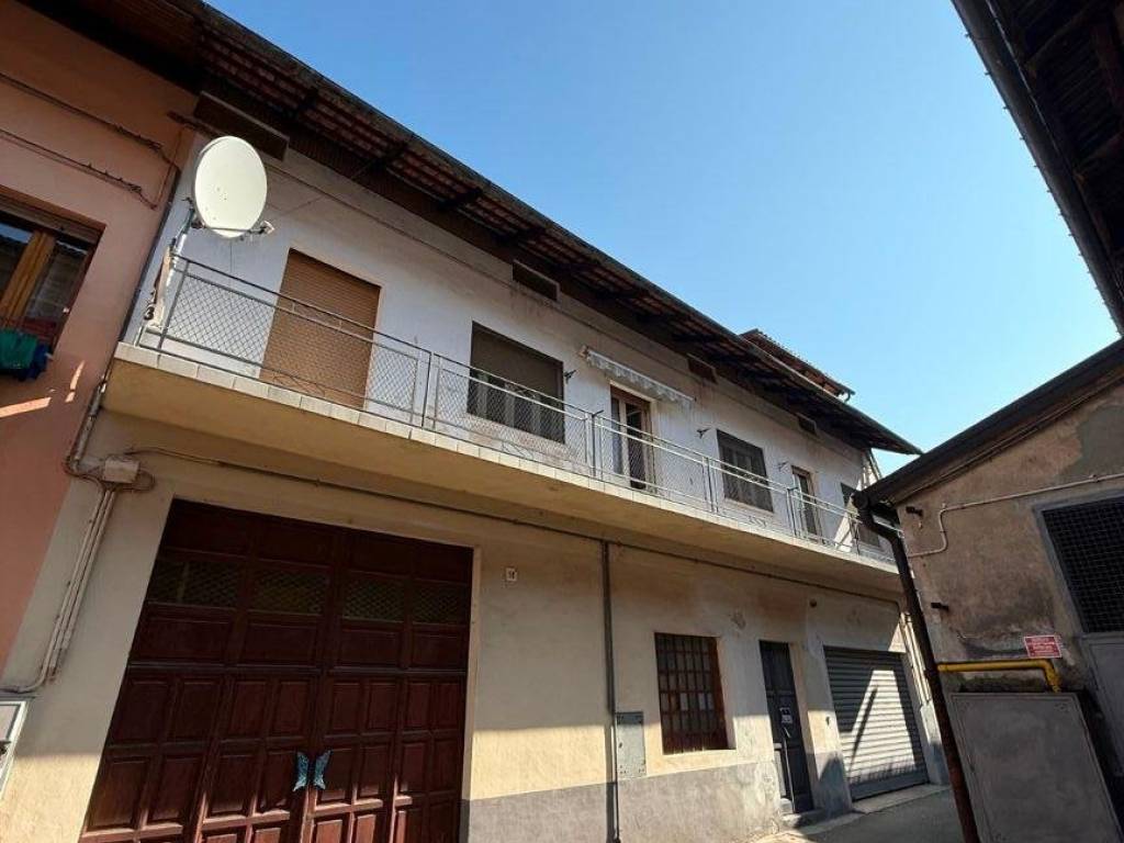 Appartamento a Tronzano vercellese in Via Camillo Benso di Cavour, 18 - Foto 3