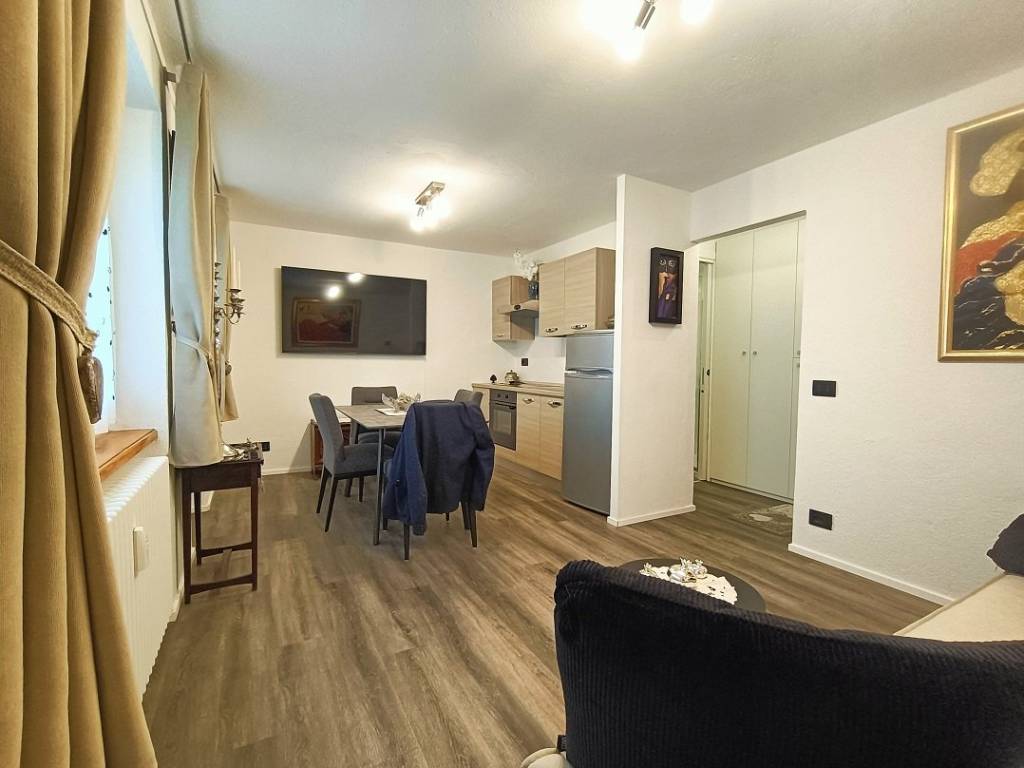 Appartamento a Courmayeur in Strada delle Villette, 14 - Foto 3