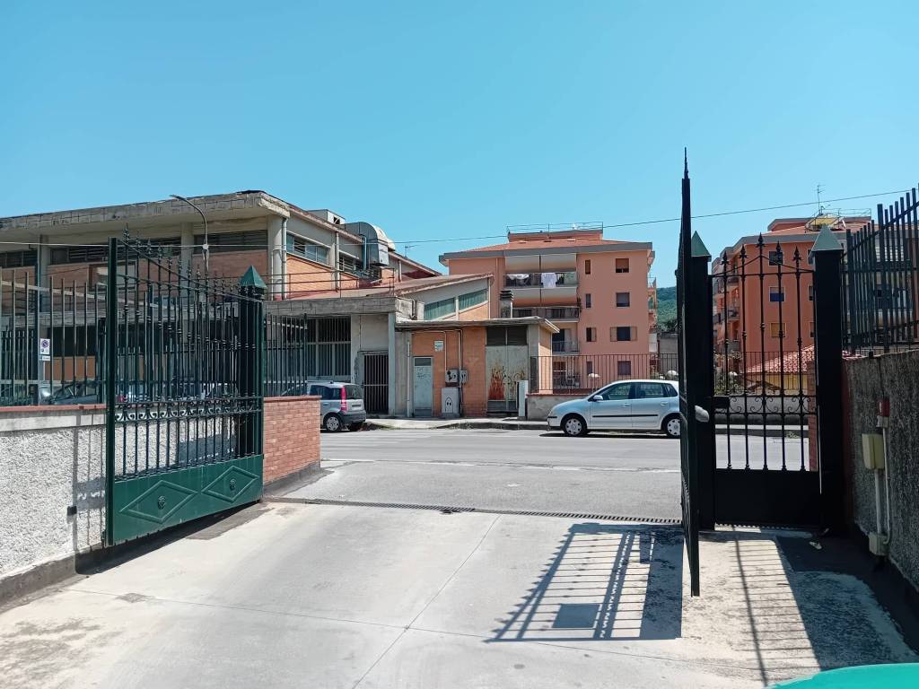 Box / garage a Cava de' tirreni in Via Papa Giovanni XXIII - Foto 2
