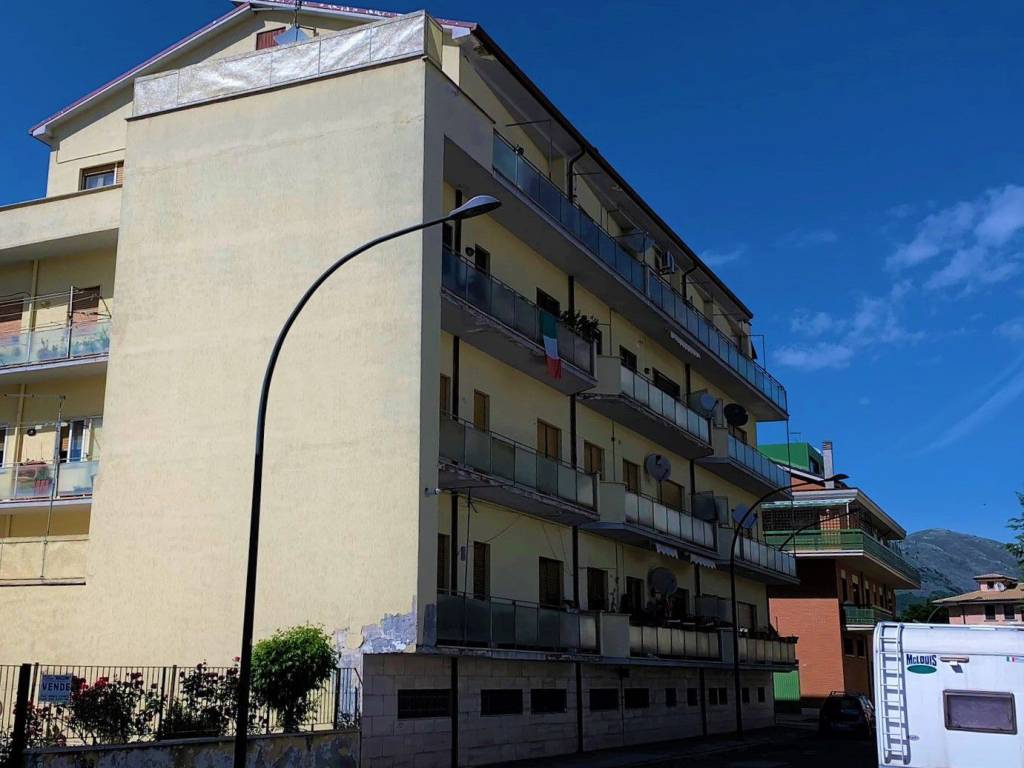 Appartamento a Avezzano in Via Leone Marsicano, 18 - Foto 2