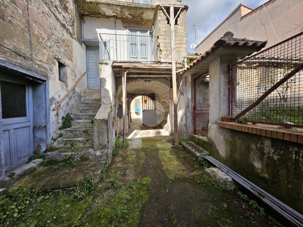 Appartamento a Montesarchio in Via Curci - Foto 3