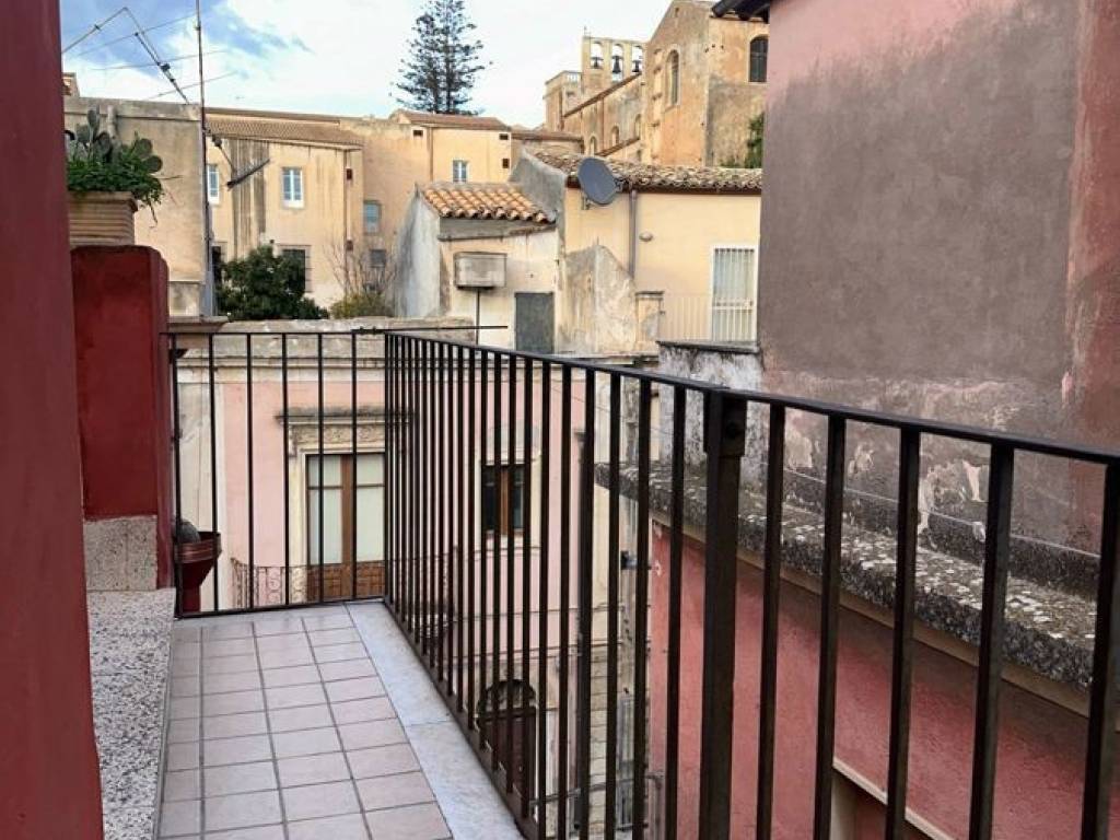 Casa indipendente a Noto in via ducezio, 73 - Foto 4
