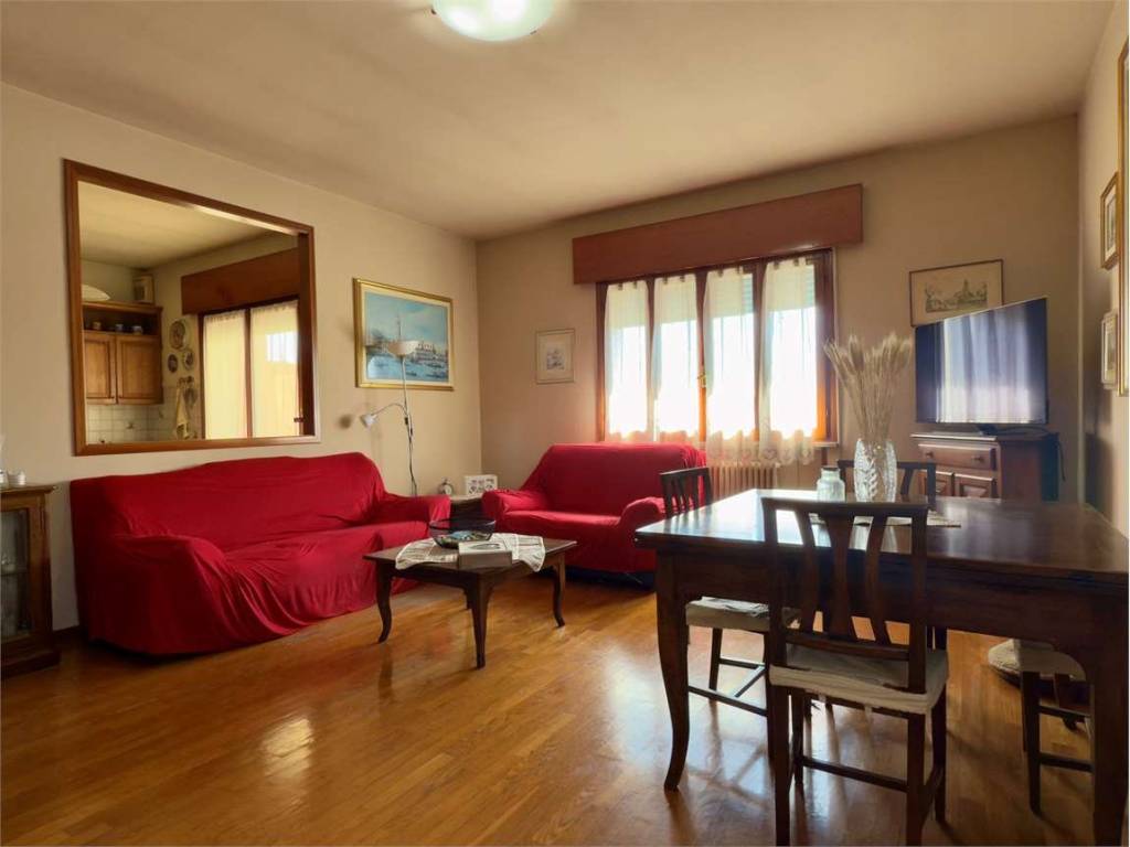 Appartamento a Susegana in Via 4 Novembre - Foto 5