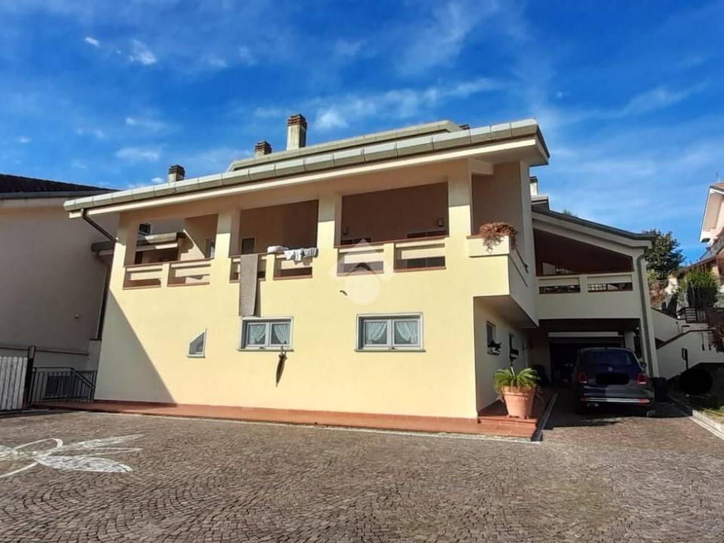Villa a Alatri in Via Corsa dei Cavalli, 50 - Foto 2