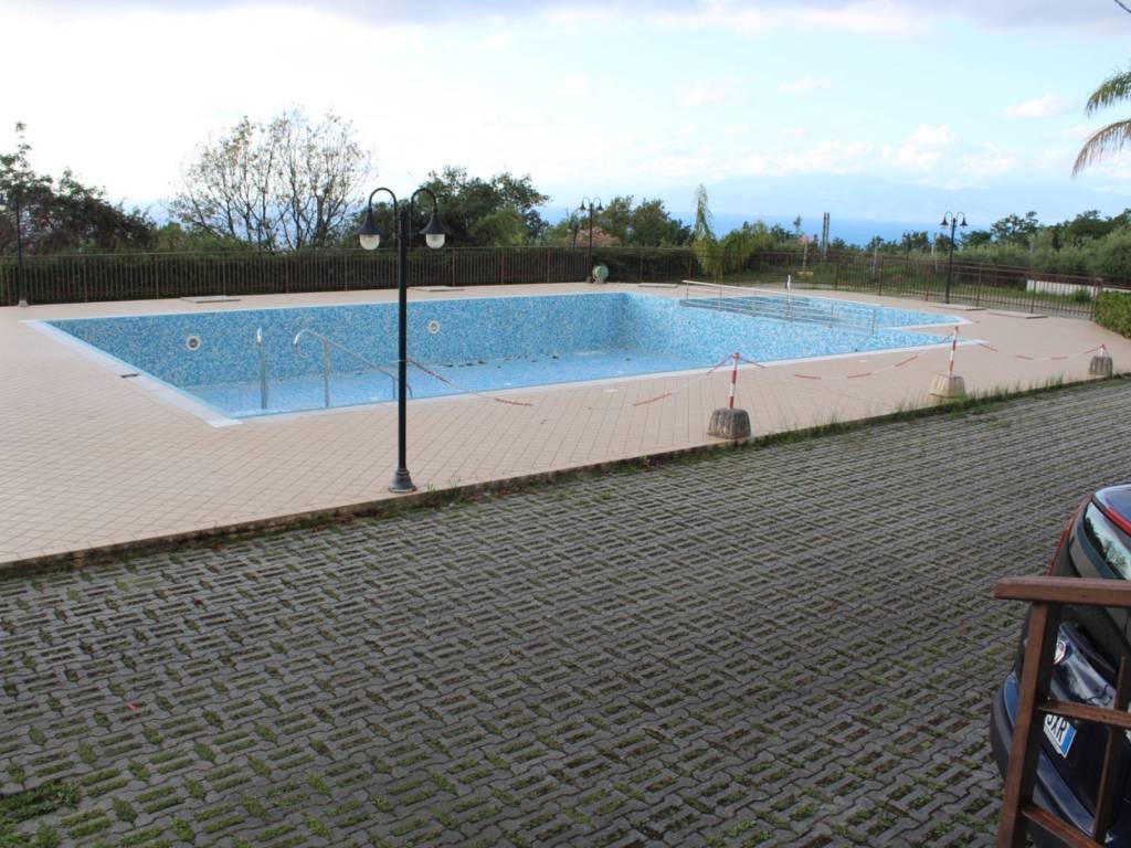 Appartamento a Vibo valentia in Contrada Corvo Fioribello - Foto 2