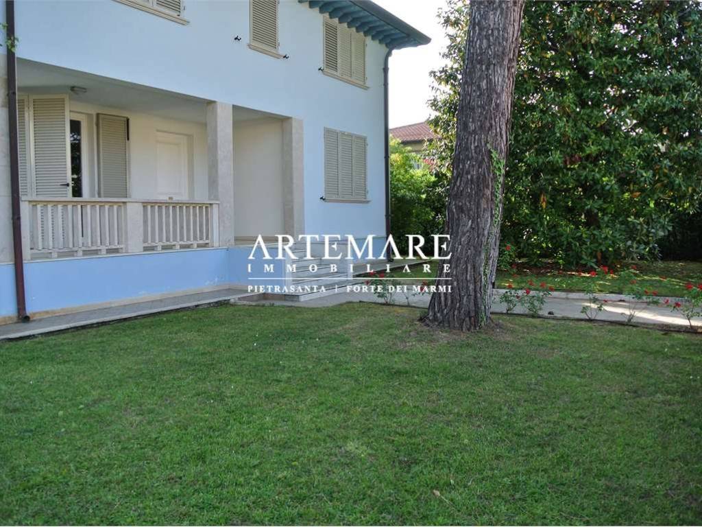 Villa a Pietrasanta in Via Piave, 10 - Foto 5