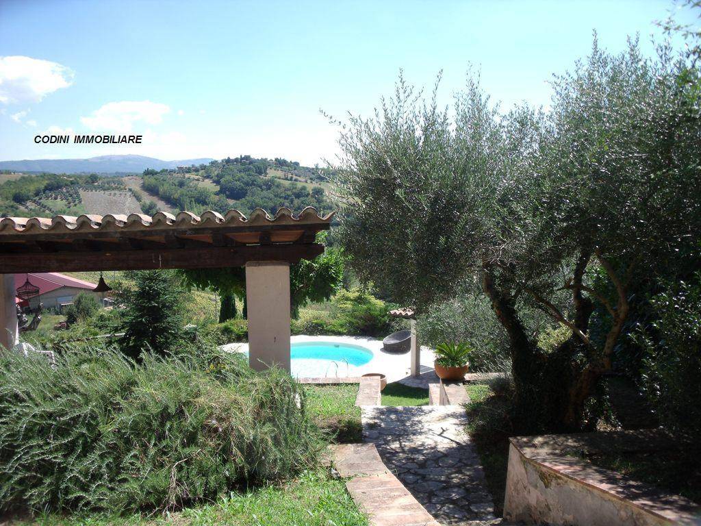 Rustico / casale a Todi in Strada Provinciale di Frontignano - Foto 2