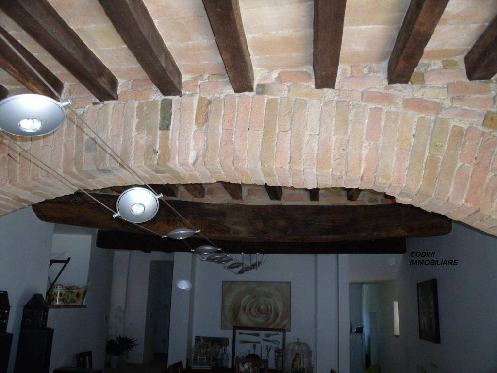 Rustico / casale a Todi in Strada Provinciale di Frontignano - Foto 5