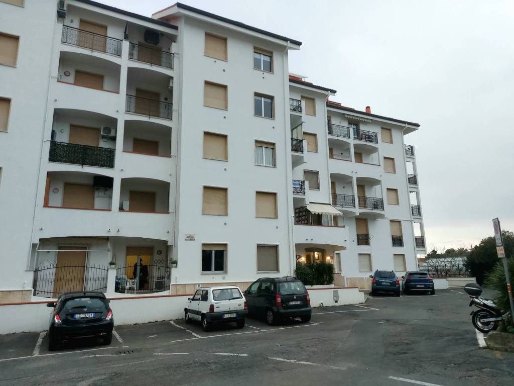 Appartamento a San bartolomeo al mare in Via Martirì Della Libertà, 39 - Foto 2