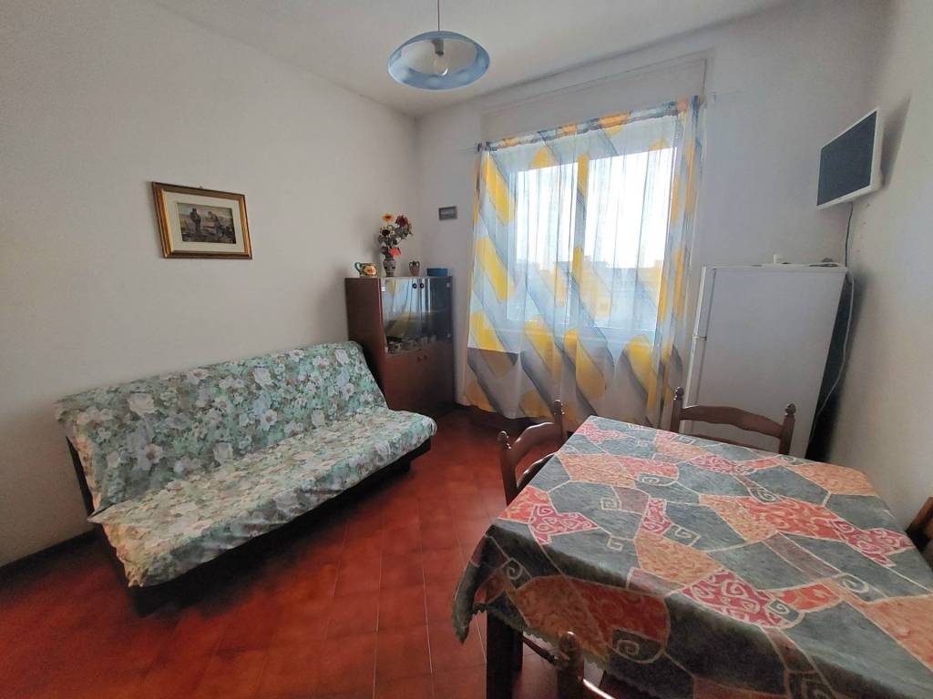 Appartamento a San bartolomeo al mare in Via Martirì Della Libertà, 39 - Foto 3