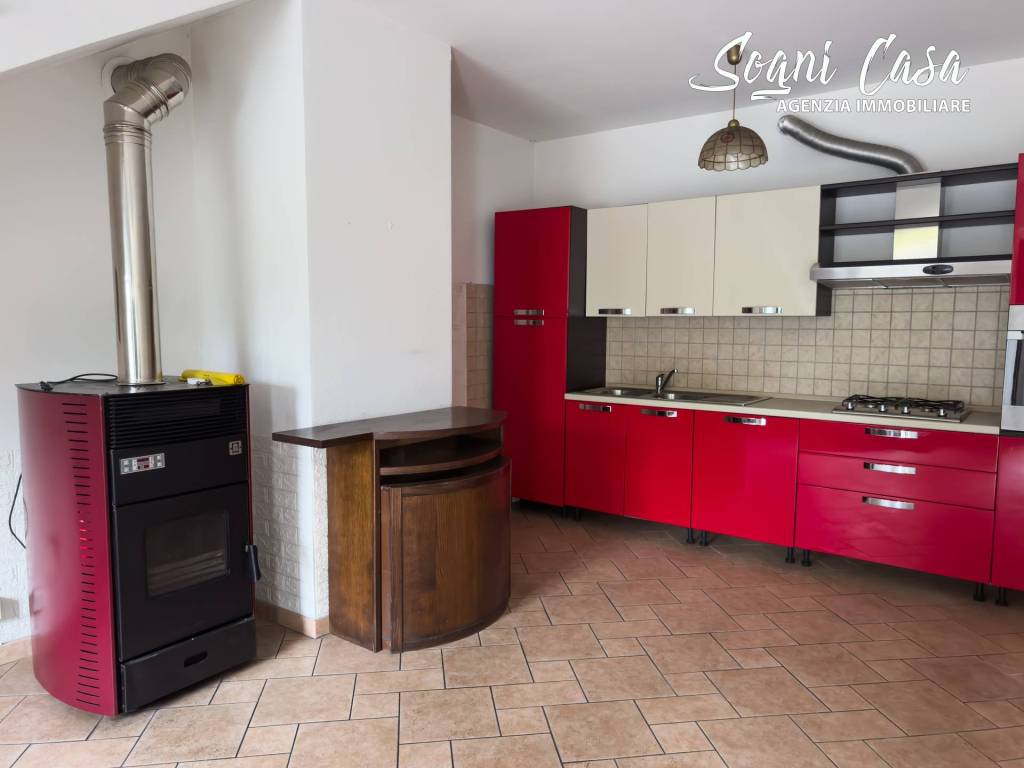 Casa indipendente a Varallo pombia in Via Roma - Foto 3