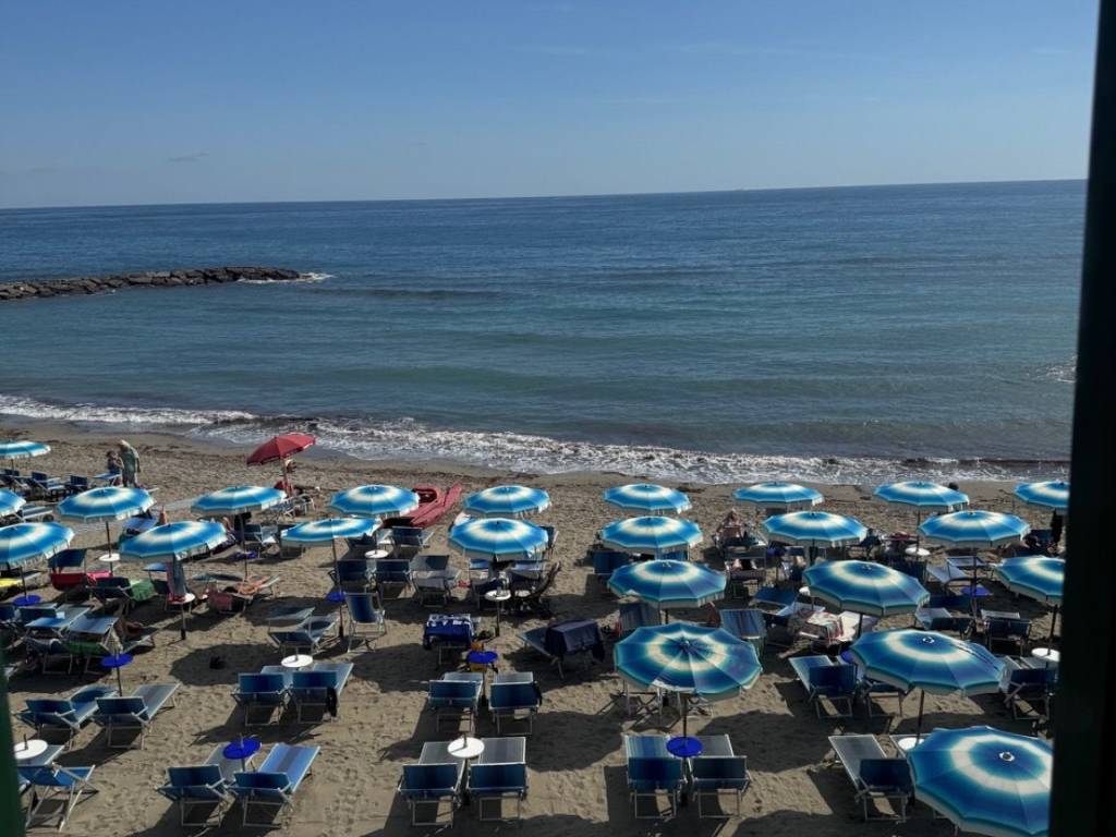 Appartamento a San lorenzo al mare in Via al Mare - Foto 2
